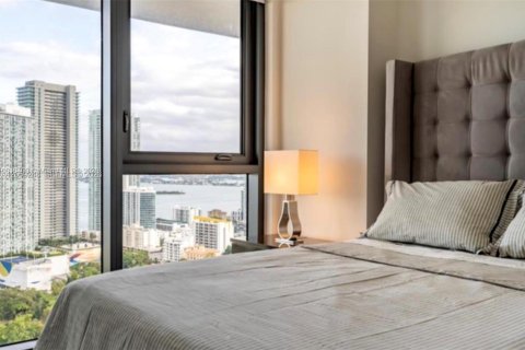 Condo in Miami, Florida, 1 bedroom  № 2264210 - photo 3