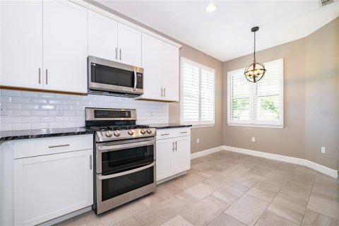 Villa ou maison à vendre à DeLand, Floride: 2 chambres, 153.38 m2 № 2334183 - photo 16