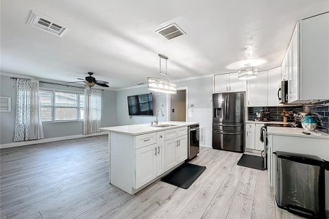 Casa en venta en Casselberry, Florida, 3 dormitorios, 125.6 m2 № 1831564 - foto 9