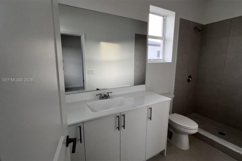 Touwnhouse à louer à Miami, Floride: 3 chambres, 120.77 m2 № 2064397 - photo 16