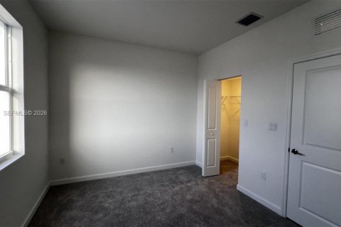 Touwnhouse à louer à Miami, Floride: 3 chambres, 120.77 m2 № 2064397 - photo 14
