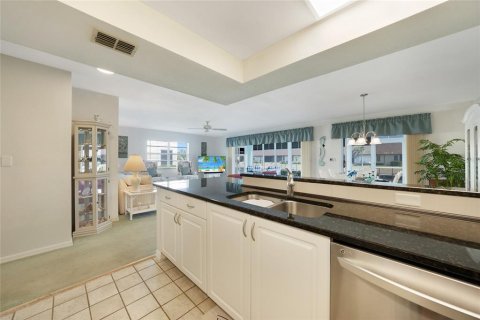 Condominio en venta en Punta Gorda, Florida, 3 dormitorios, 171.4 m2 № 1670657 - foto 6