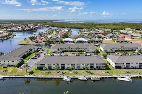 Condominio en venta en Punta Gorda, Florida, 3 dormitorios, 171.4 m2 № 1670657 - foto 13