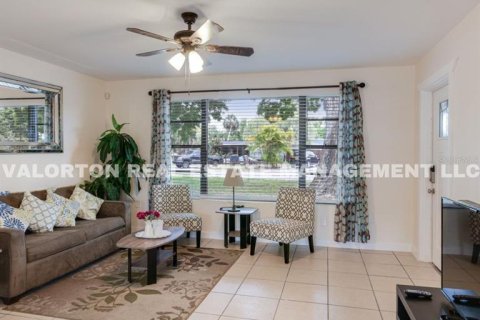 Casa en alquiler en Cocoa, Florida, 3 dormitorios, 136.85 m2 № 884927 - foto 15