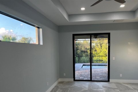 Villa ou maison à louer à Port Charlotte, Floride: 3 chambres, 194.17 m2 № 2388252 - photo 6