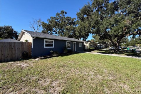 Casa en venta en Saint Petersburg, Florida, 3 dormitorios, 93.65 m2 № 2387586 - foto 2