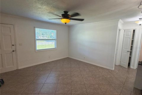 Casa en venta en Saint Petersburg, Florida, 3 dormitorios, 93.65 m2 № 2387586 - foto 9