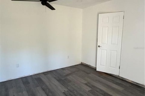 Casa en venta en Saint Petersburg, Florida, 3 dormitorios, 93.65 m2 № 2387586 - foto 13