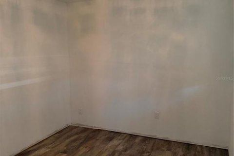 Casa en venta en Saint Petersburg, Florida, 3 dormitorios, 93.65 m2 № 2387586 - foto 8