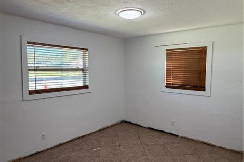 Casa en venta en Saint Petersburg, Florida, 3 dormitorios, 93.65 m2 № 2387586 - foto 11