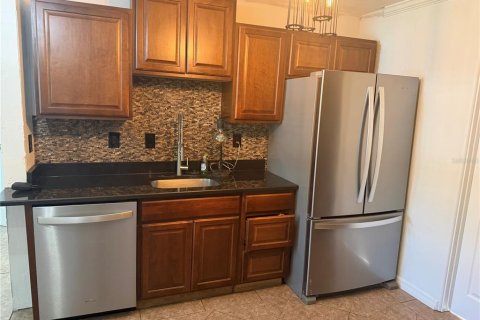 Casa en venta en Saint Petersburg, Florida, 3 dormitorios, 93.65 m2 № 2387586 - foto 5