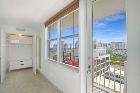 Купить кондоминиум в Майами-Бич, Флорида 1 спальня, 78.5м2, № 2043486 - фото 30