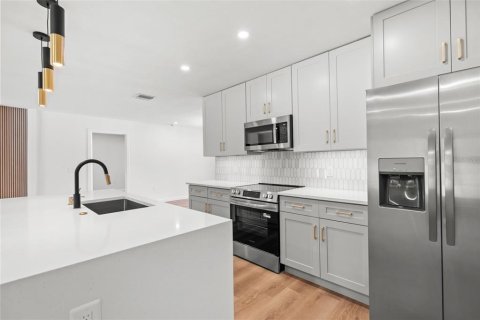 Casa en venta en Venice, Florida, 3 dormitorios, 147.25 m2 № 2421933 - foto 15