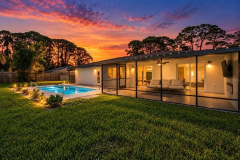 Casa en Venice, Florida 3 dormitorios, 147.25 m2 № 2421933