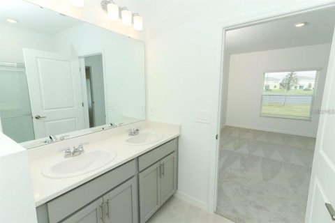 House in Kissimmee, Florida 3 bedrooms, 140.28 sq.m. № 1687866 - photo 7