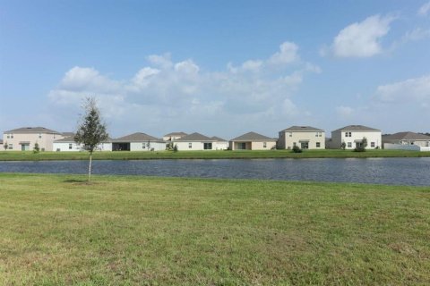 House in Kissimmee, Florida 3 bedrooms, 140.28 sq.m. № 1687866 - photo 8