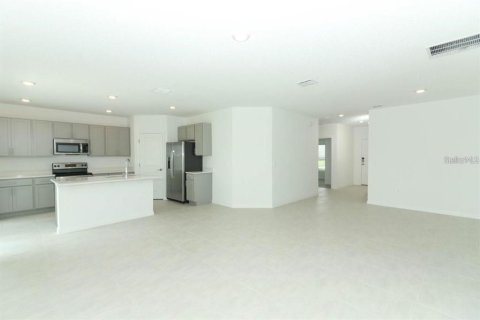 House in Kissimmee, Florida 3 bedrooms, 140.28 sq.m. № 1687866 - photo 6