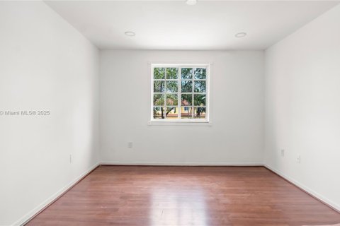 Townhouse in Miramar, Florida 3 bedrooms, 135.82 sq.m. № 1862614 - photo 22