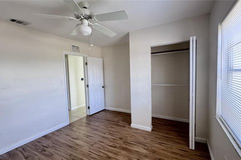 Casa en alquiler en Port Charlotte, Florida, 3 dormitorios, 98.1 m2 № 1684580 - foto 9