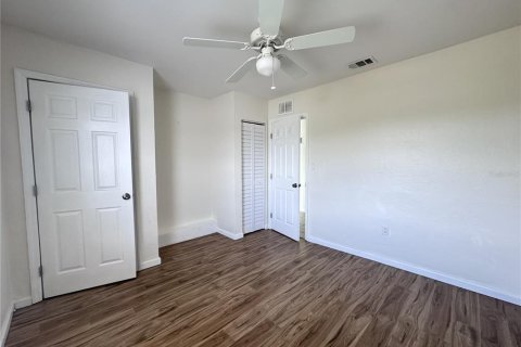 Casa en alquiler en Port Charlotte, Florida, 3 dormitorios, 98.1 m2 № 1684580 - foto 4