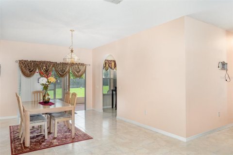 House in Kissimmee, Florida 4 bedrooms, 215.35 sq.m. № 1827079 - photo 11
