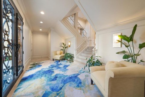 House in Palm Harbor, Florida 5 bedrooms, 638.8 sq.m. № 2430458 - photo 15