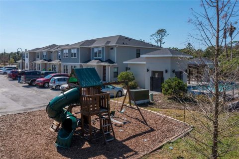 Townhouse in Kissimmee, Florida 4 bedrooms, 159.88 sq.m. № 1825136 - photo 22