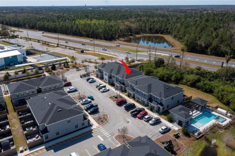 Townhouse in Kissimmee, Florida 4 bedrooms, 159.88 sq.m. № 1825136 - photo 4