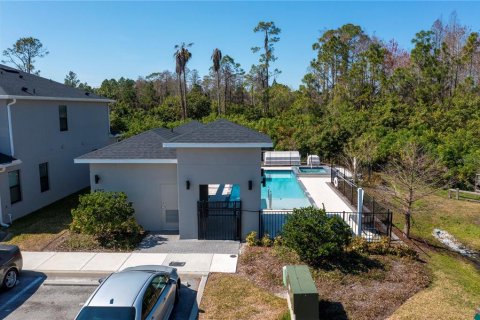Townhouse in Kissimmee, Florida 4 bedrooms, 159.88 sq.m. № 1825136 - photo 20