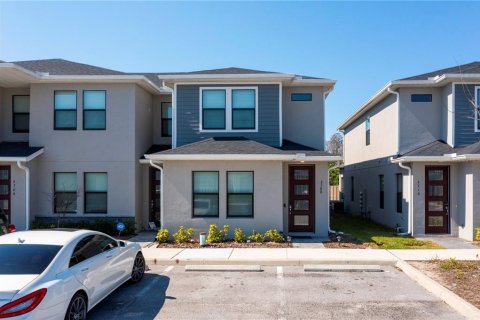 Townhouse in Kissimmee, Florida 4 bedrooms, 159.88 sq.m. № 1825136 - photo 1