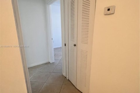 Copropriété à louer à Hypoluxo, Floride: 2 chambres, 80.55 m2 № 1997399 - photo 13