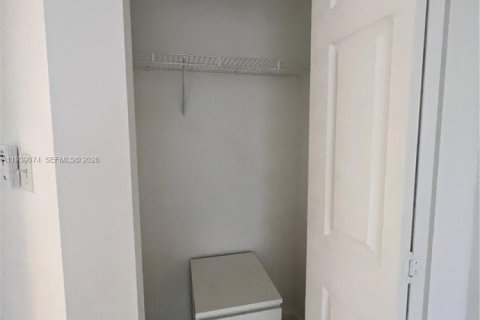 Copropriété à louer à Hypoluxo, Floride: 2 chambres, 80.55 m2 № 1997399 - photo 19