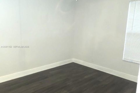 Copropriété à louer à West Palm Beach, Floride: 3 chambres, 107.4 m2 № 2356812 - photo 5