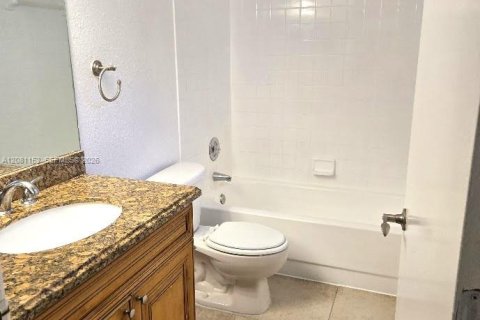 Condo à West Palm Beach, Floride, 3 chambres  № 2356812