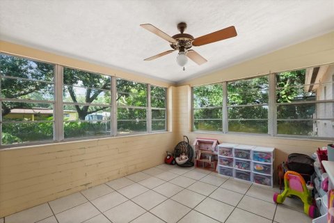 House in Orlando, Florida 3 bedrooms, 125.51 sq.m. № 1755449 - photo 10