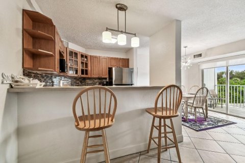 Condo in Saint Petersburg, Florida, 1 bedroom  № 1789797 - photo 5