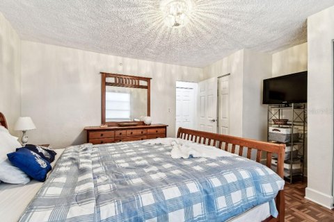 Condo in Saint Petersburg, Florida, 1 bedroom  № 1789797 - photo 21