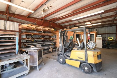 Commercial property in Dade City, Florida 464.51 sq.m. № 1858042 - photo 26