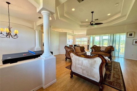 House in Punta Gorda, Florida 3 bedrooms, 188.68 sq.m. № 1543684 - photo 20
