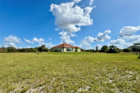 House in Punta Gorda, Florida 3 bedrooms, 188.68 sq.m. № 1543684 - photo 21