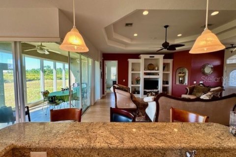 House in Punta Gorda, Florida 3 bedrooms, 188.68 sq.m. № 1543684 - photo 30