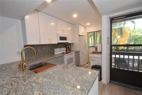 Copropriété à louer à Sarasota, Floride: 1 chambre, 67.91 m2 № 1191144 - photo 4