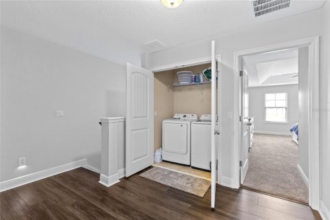 Townhouse in Orlando, Florida 4 bedrooms, 208.29 sq.m. № 2396287 - photo 23