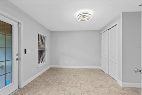 Townhouse in Orlando, Florida 4 bedrooms, 208.29 sq.m. № 2396287 - photo 4
