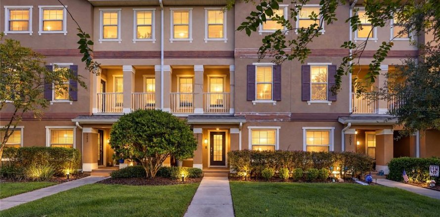 Townhouse in Orlando, Florida 4 bedrooms, 208.29 sq.m. № 2396287