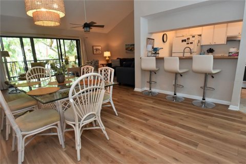 Copropriété à louer à Sarasota, Floride: 2 chambres, 103.31 m2 № 950861 - photo 5