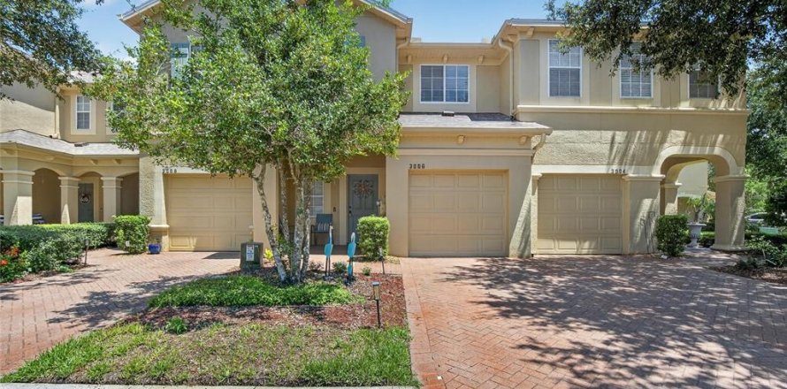 Adosado en Land O' Lakes, Florida 3 dormitorios, 171.5 m2 № 1916245