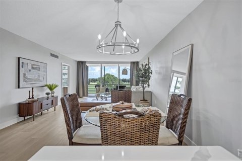 Condo in Sarasota, Florida, 2 bedrooms  № 2373222 - photo 14