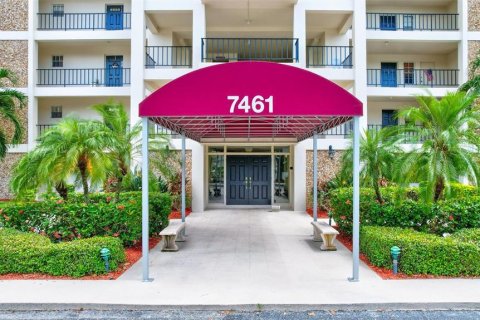 Condo in Sarasota, Florida, 2 bedrooms  № 2373222 - photo 4