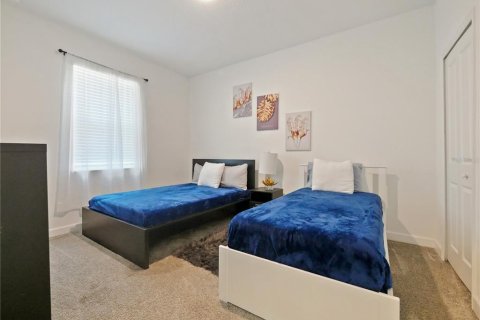 Casa en venta en Davenport, Florida, 8 dormitorios, 405.98 m2 № 1632007 - foto 13